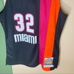 Mitchell and ness Miami Floridians 05-06 throwback jersey. #32 Shaquille O’neill